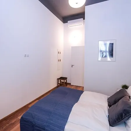 Lovely In The Heart Of Apartamento Budapest