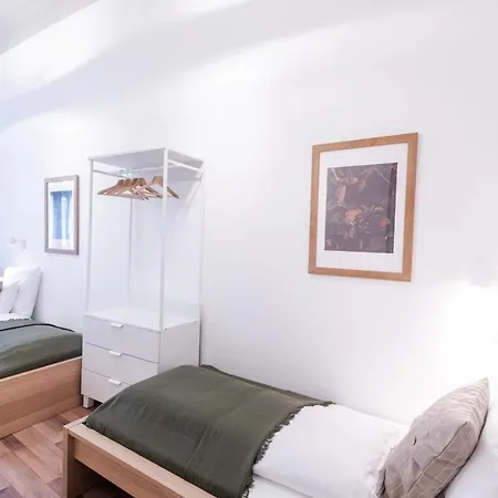 Apartamento Lovely In The Heart Of *