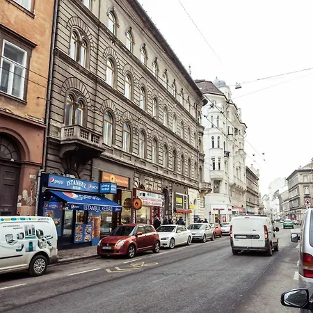 Lovely In The Heart Of Apartamento *