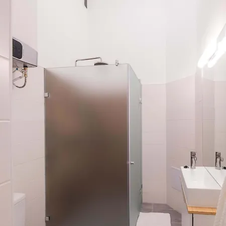 Lovely In The Heart Of Daire